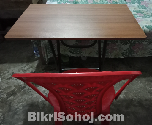 Table & Chair